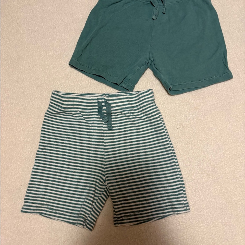 Amazon Essentials Men's Green and Striped Athletic Shorts